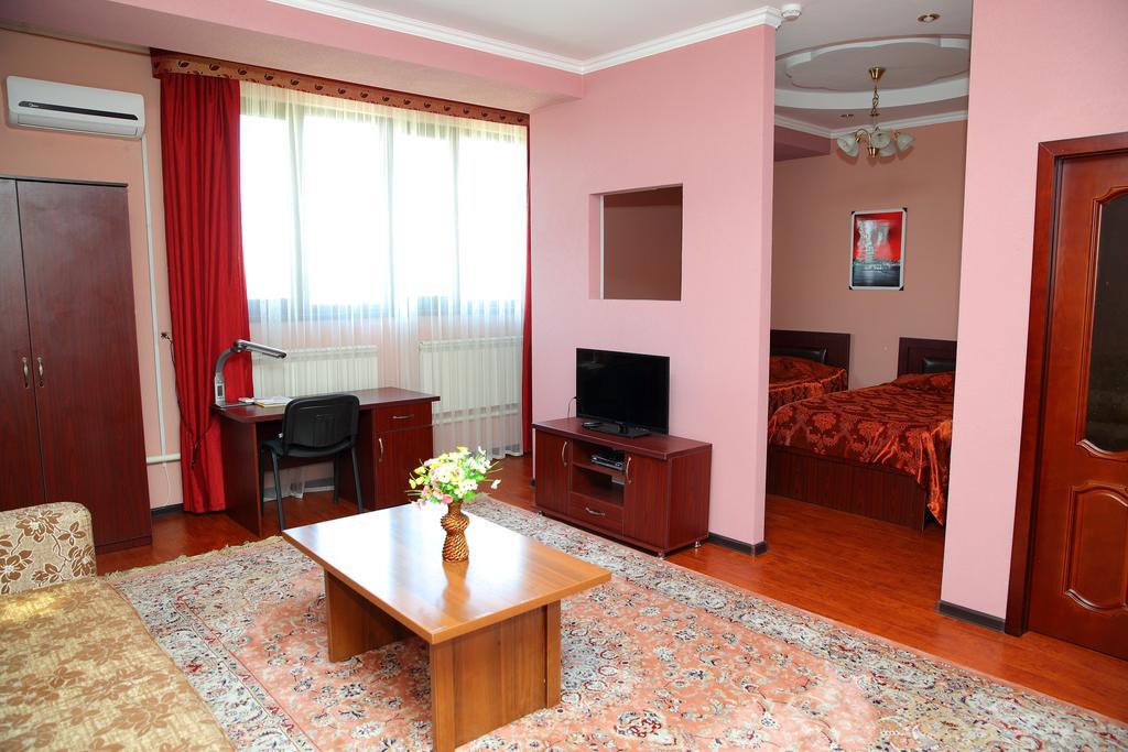 Bishkek Villa Hotel المظهر الخارجي الصورة